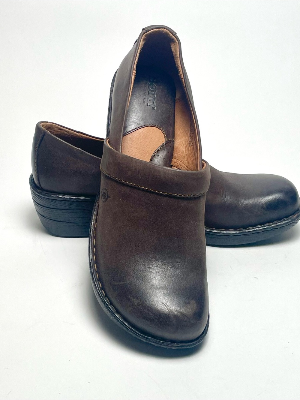 Born W61927 Brown Leather Comfort Clogs Mules Shoes Women’s Size 10 / EU 42